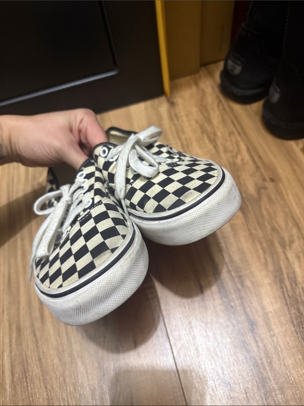 Vans Checkerboard Low-Top Sneakers - Black & Cream - Picture 5 of 6